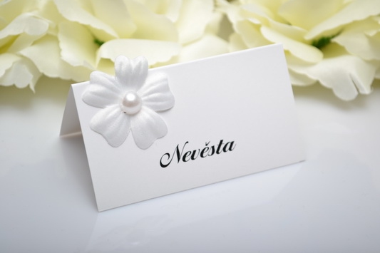 Svatební jmenovka květ - perla