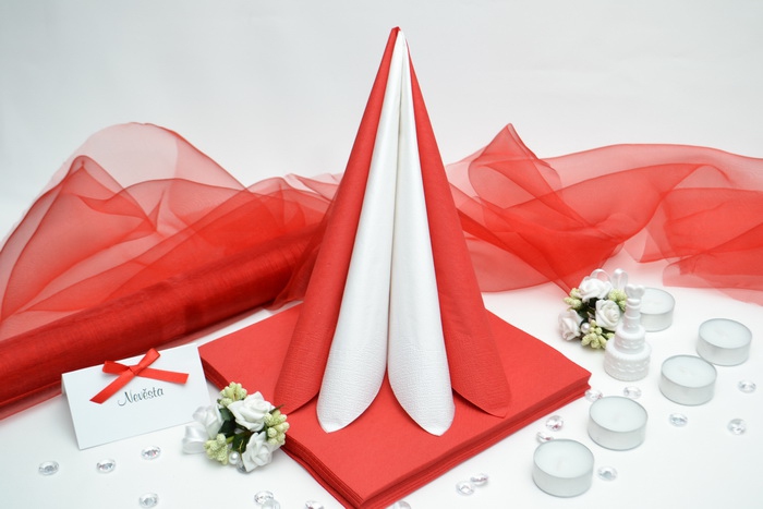 Sada DEKOR pro svatební stůl - bílá/červená