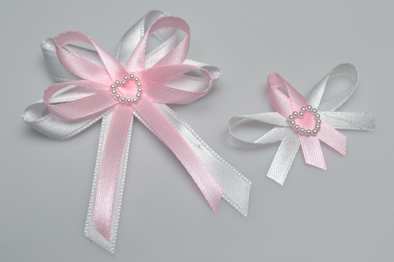 Svatební vývazky s perleťovým srdíčkem - růžová