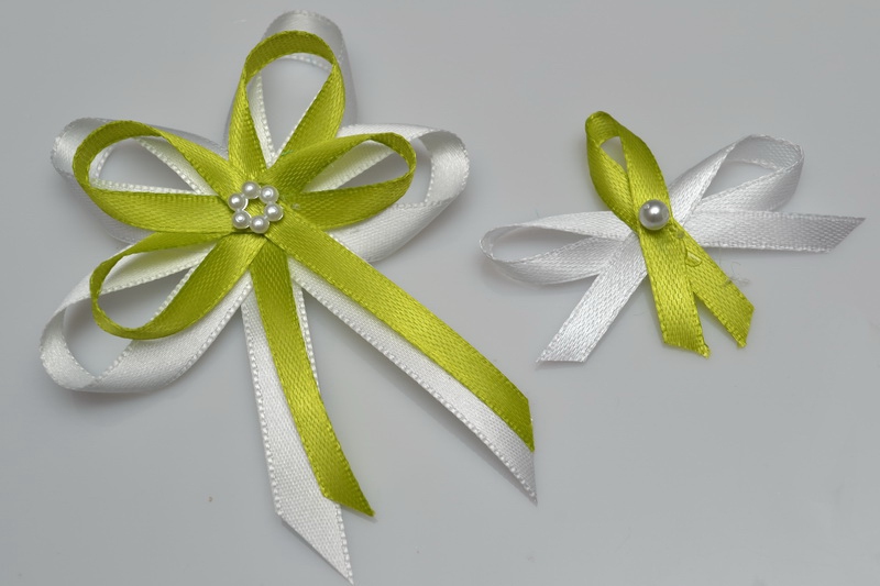 Svatební vývazky s perličkou - světle zelená