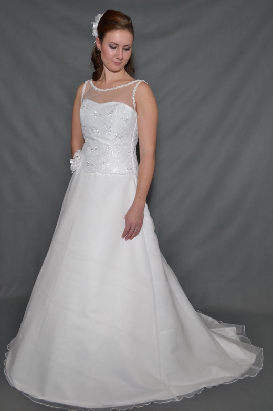 Svatební šaty  BEA -Valery Collection