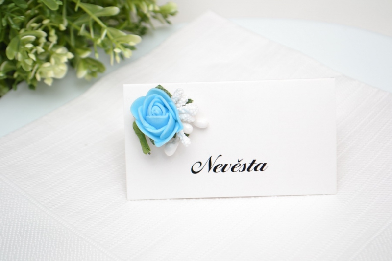 Svatební jmenovka s růží - modrá