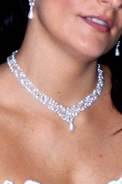 Bílý náhrdelník 2