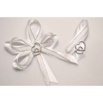 Svatební vývazky srdíčka - bílo/stříbrné