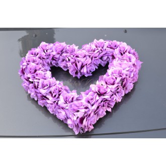 Svatební kytice na auto - srdce z růží fialové